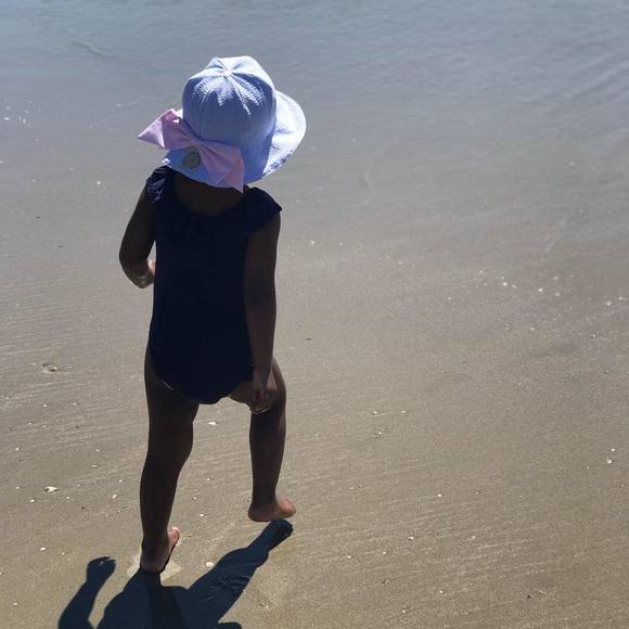 Meet your Posher, Ashli - Picture 1 of 1